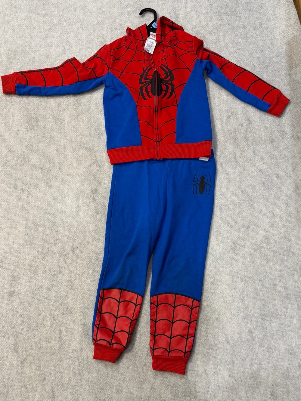 Marvel Spider-Man Red and Blue Hoodie & Pants Costume Set Kids 5 - 2 pc set - Picture 2 of 4